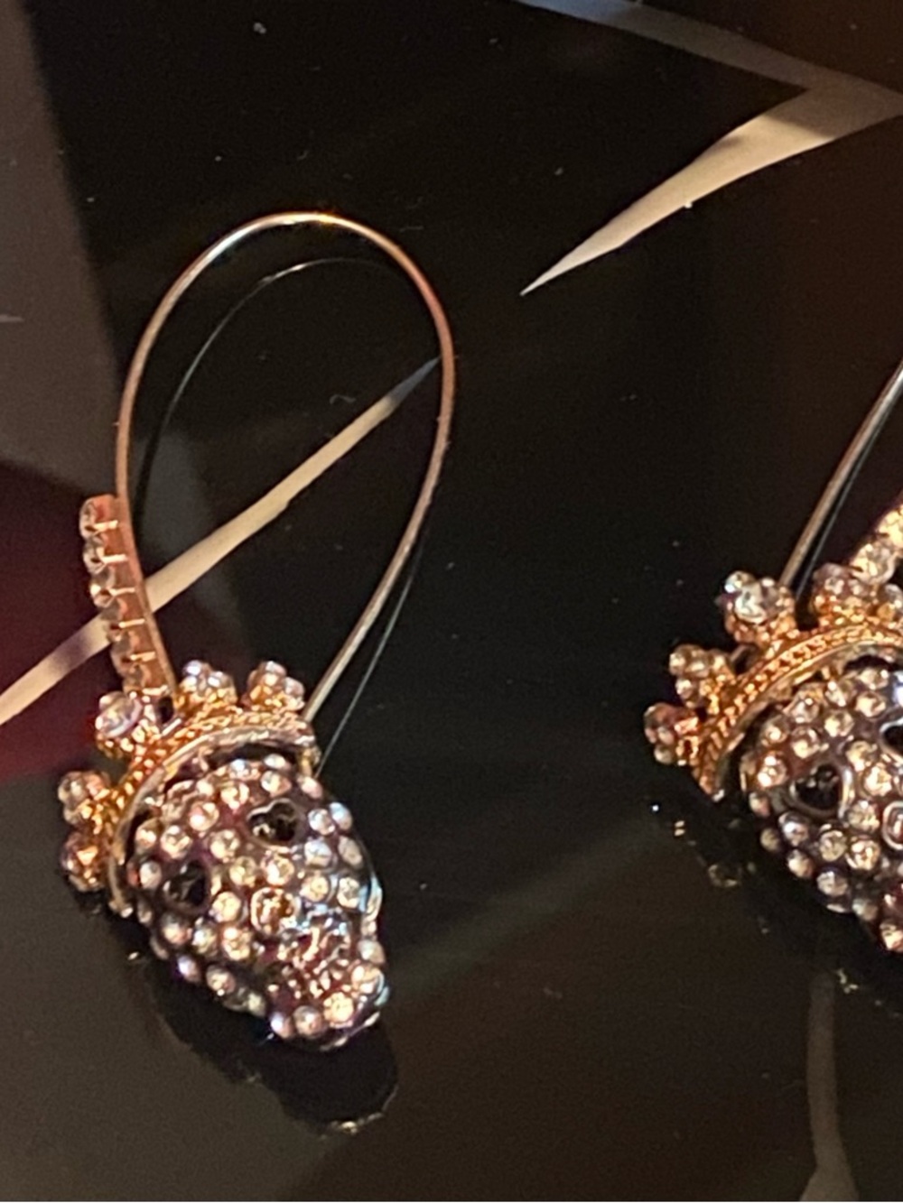 925 Sterling Skull Pendant Necklace with Gold Crown and Betsey Johnson Earrings - Picture 4 of 13